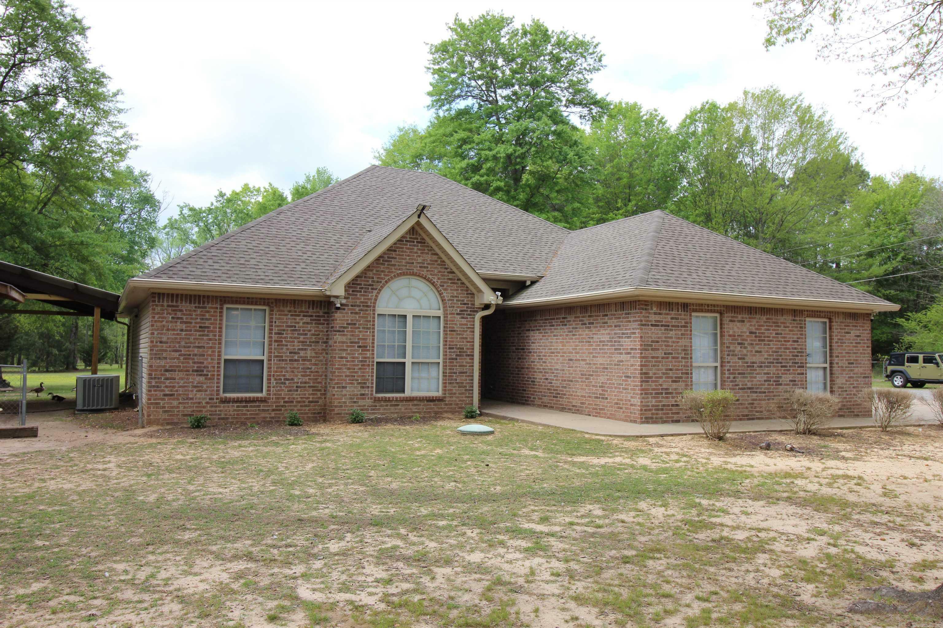 Property Photo: 24076 Gracie Layne Lane AR 72011