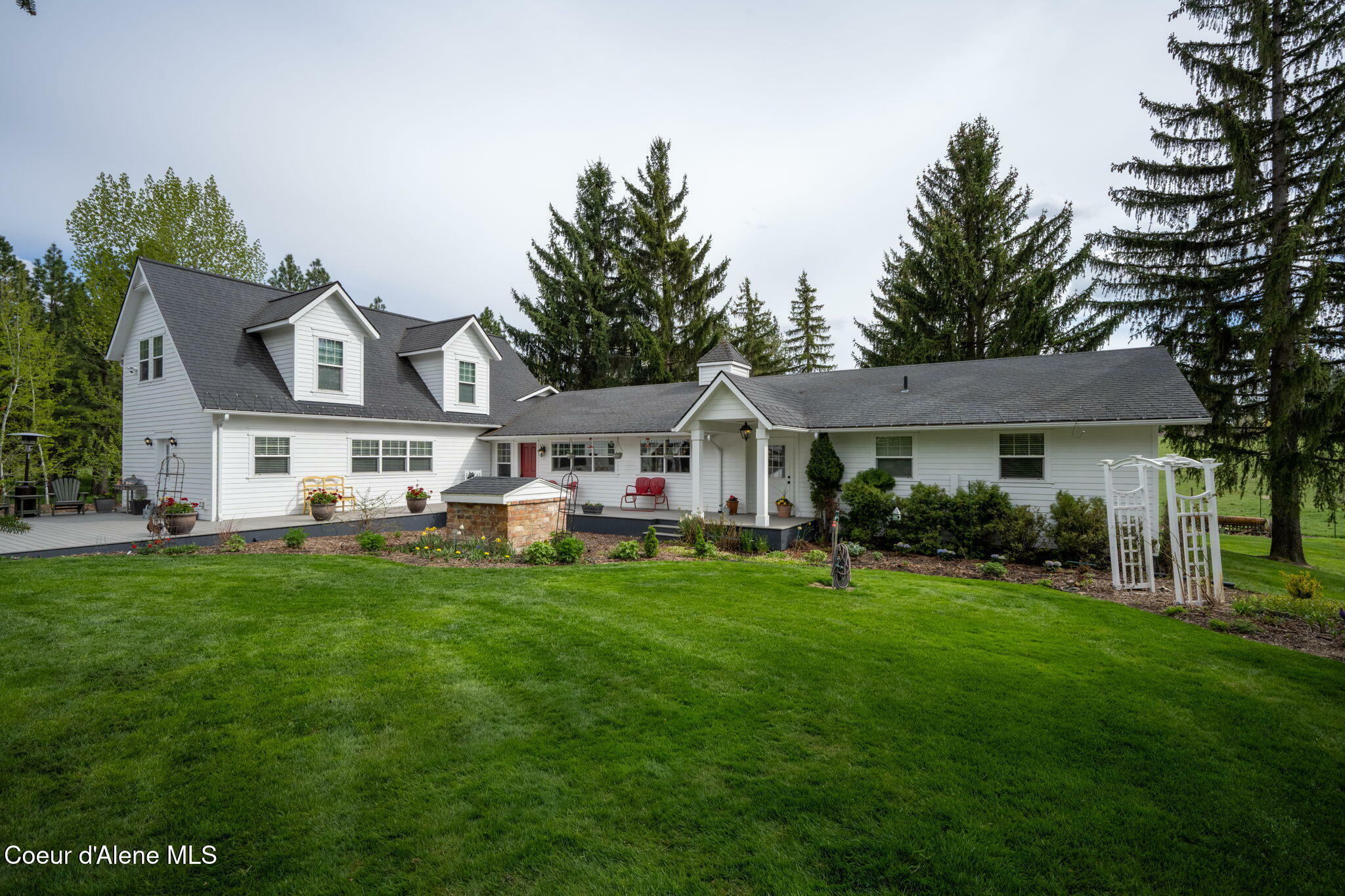 Property Photo: 5570 E Dodd Rd ID 83835