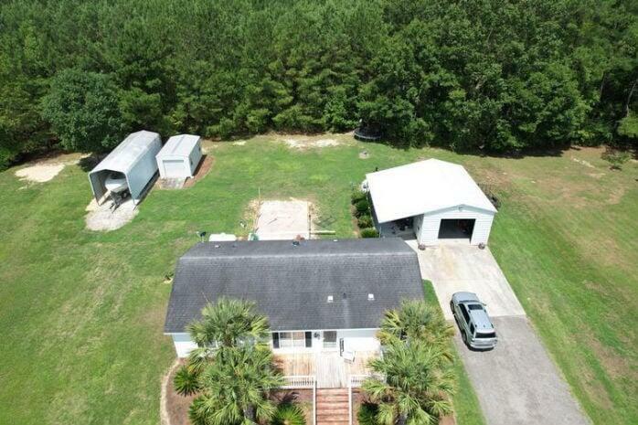 Property Photo: 131 Travis Hill Road SC 29461