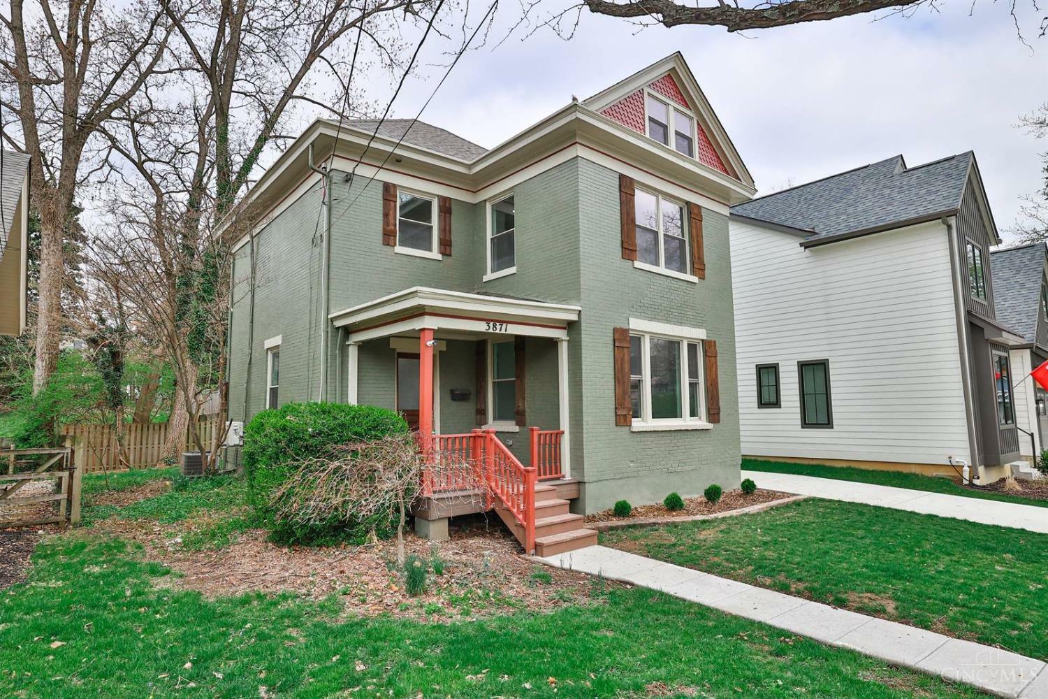 Property Photo: 3871 Mt Vernon Avenue OH 45209