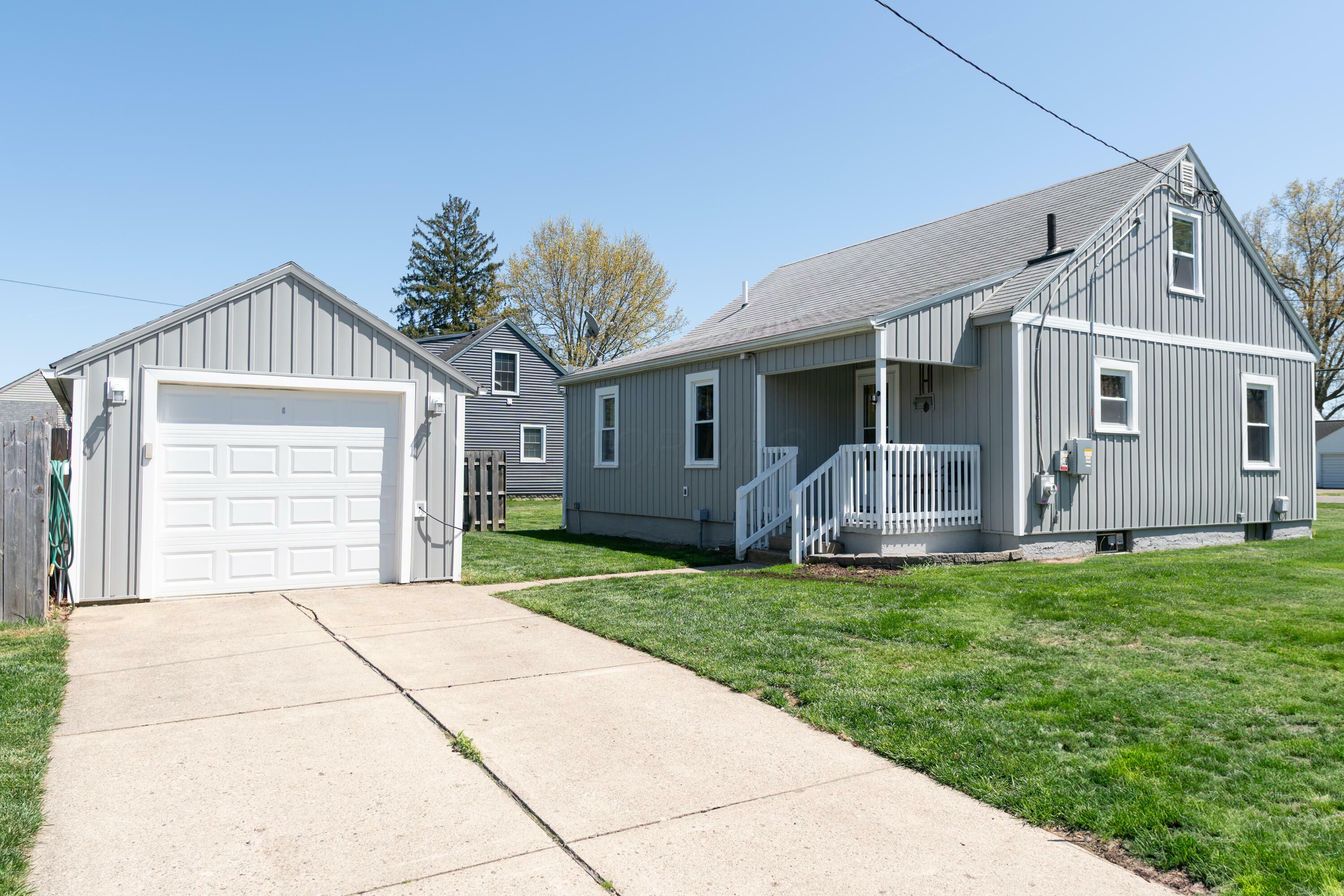 918 W Church Street  Newark OH 43055 photo