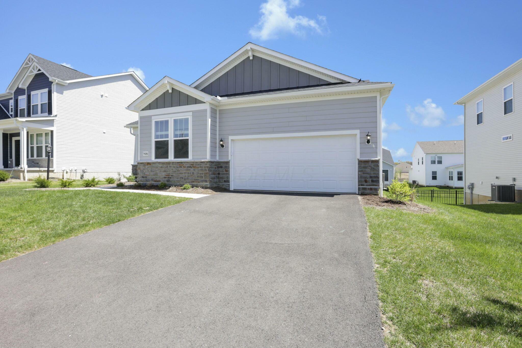 Property Photo: 9686 Brindlewood Drive OH 43064