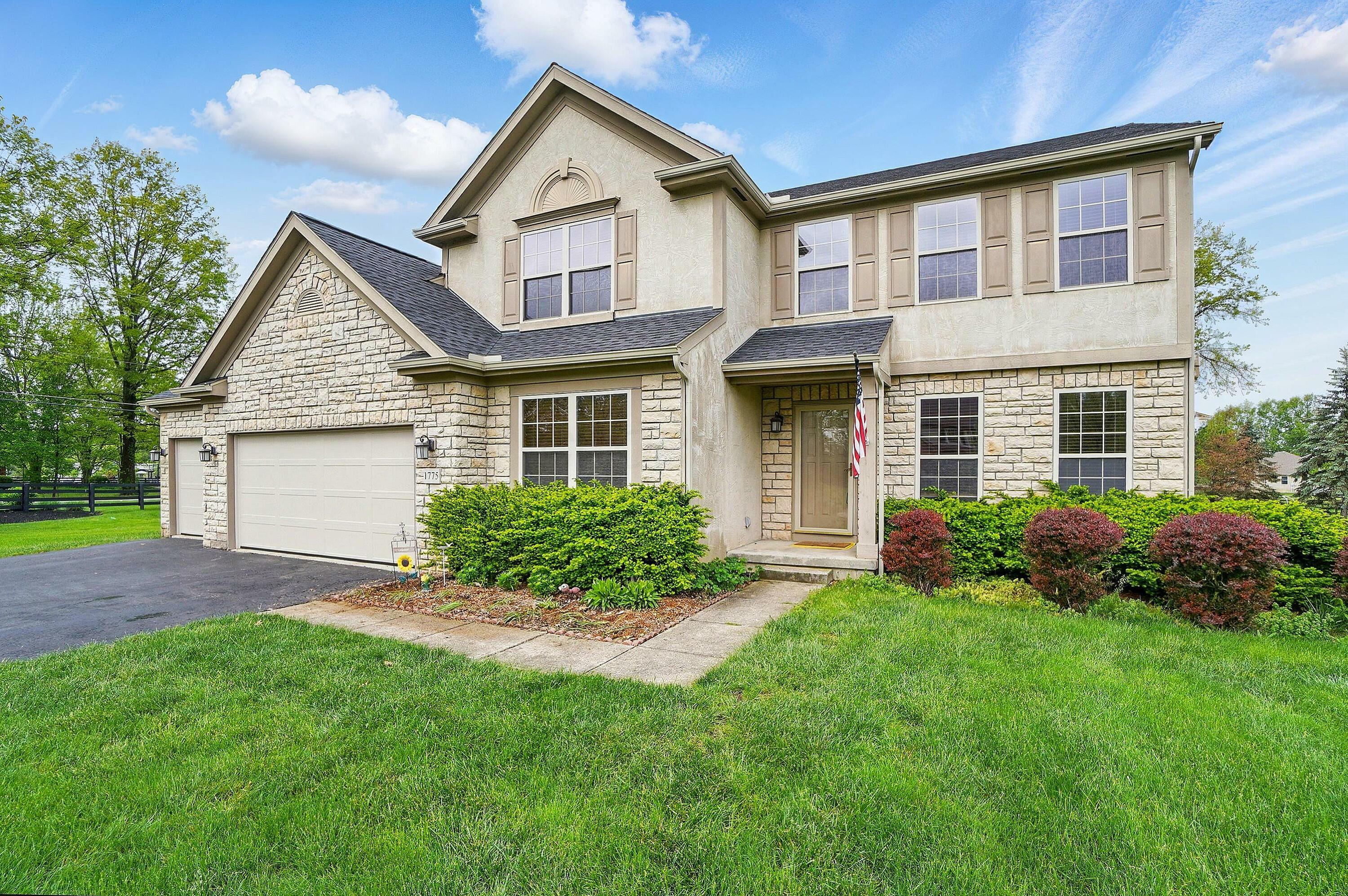 1775 Harrison Pond Drive  New Albany OH 43054 photo