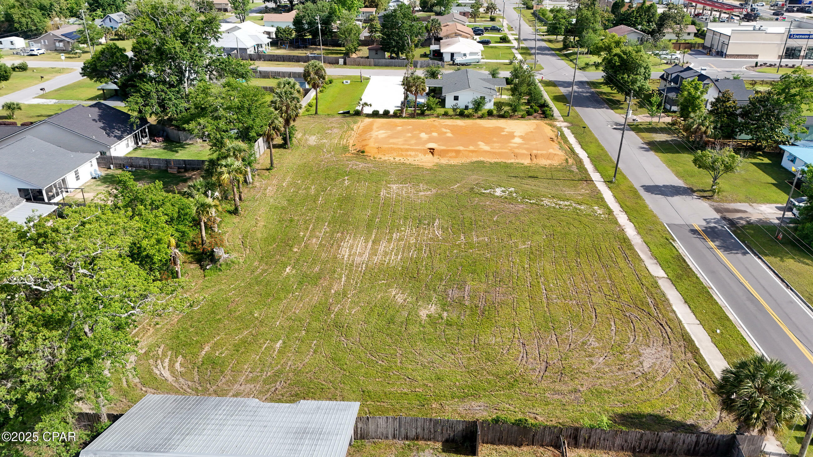 Property Photo:  1306 Florida Avenue  FL 32444 