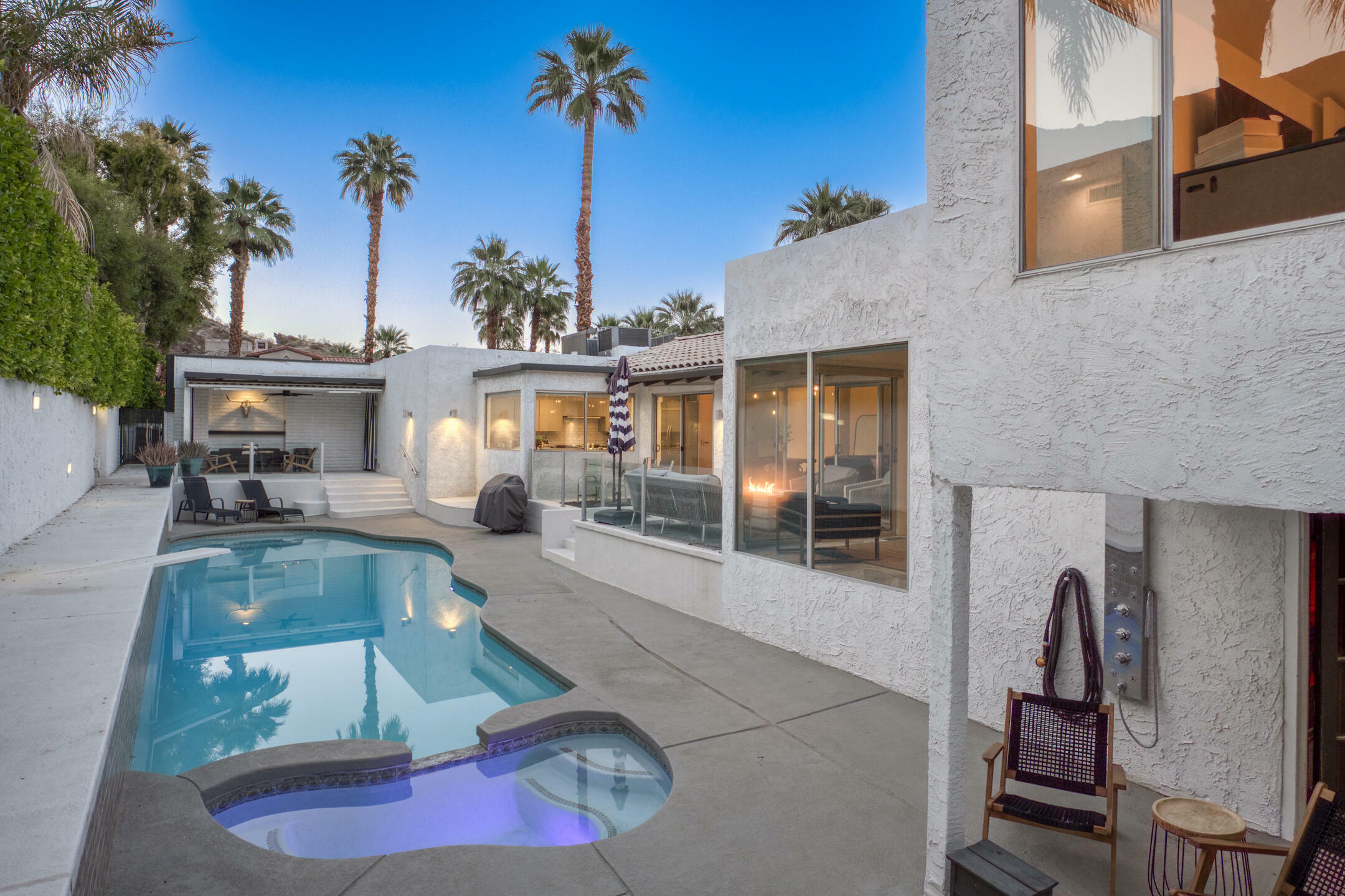 257 W El Camino Way  Palm Springs CA 92264 photo