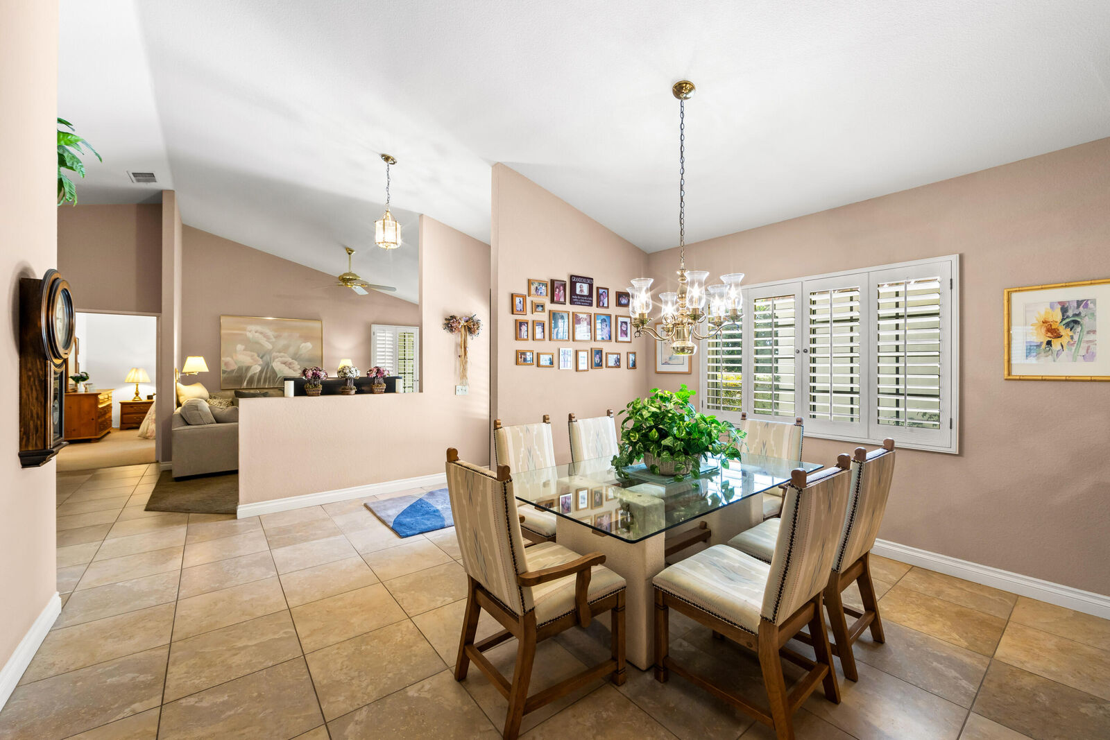 Property Photo: 43870 Via Granada CA 92211