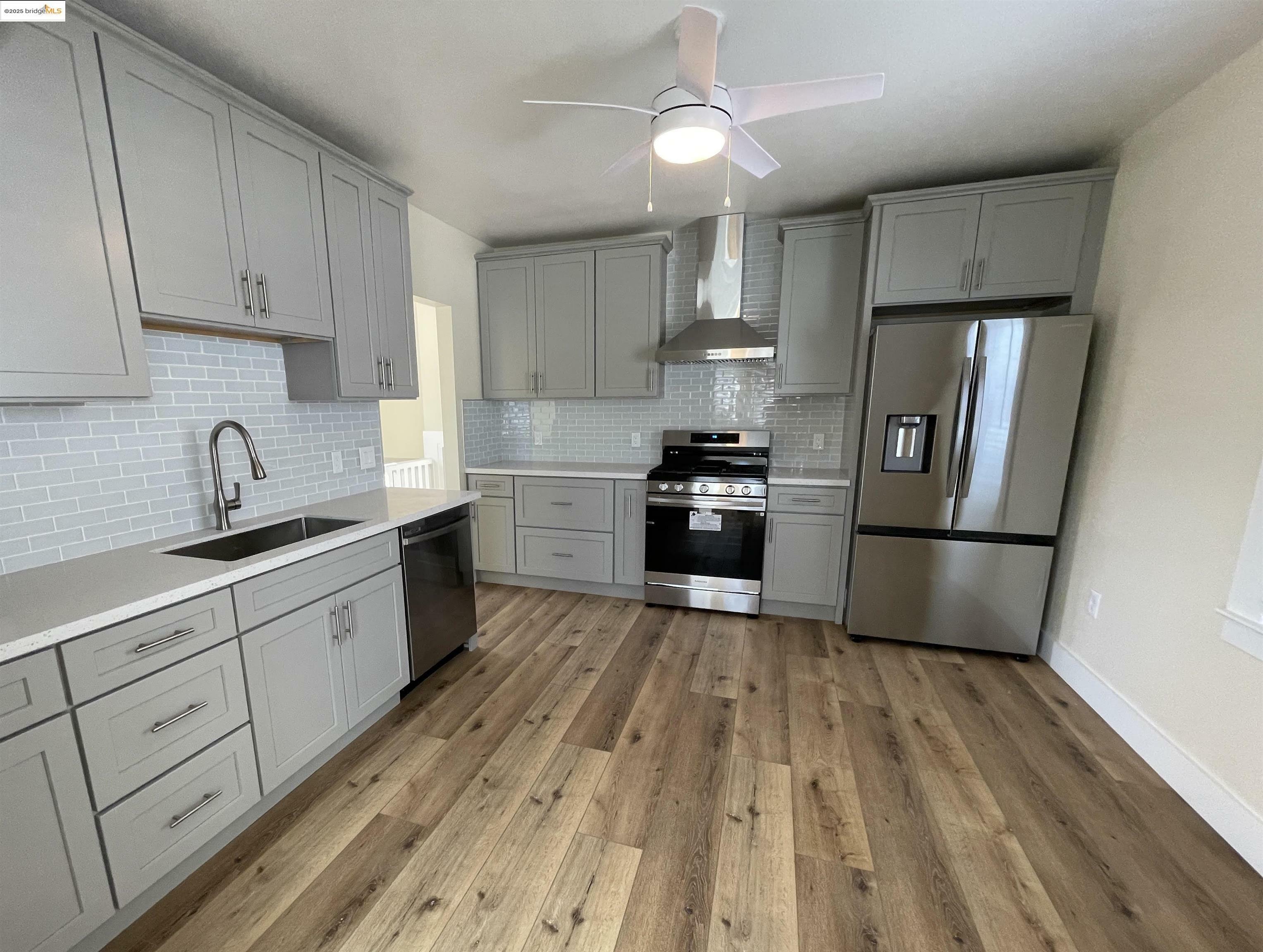 Property Photo: 1047-49 59th Street CA 94608