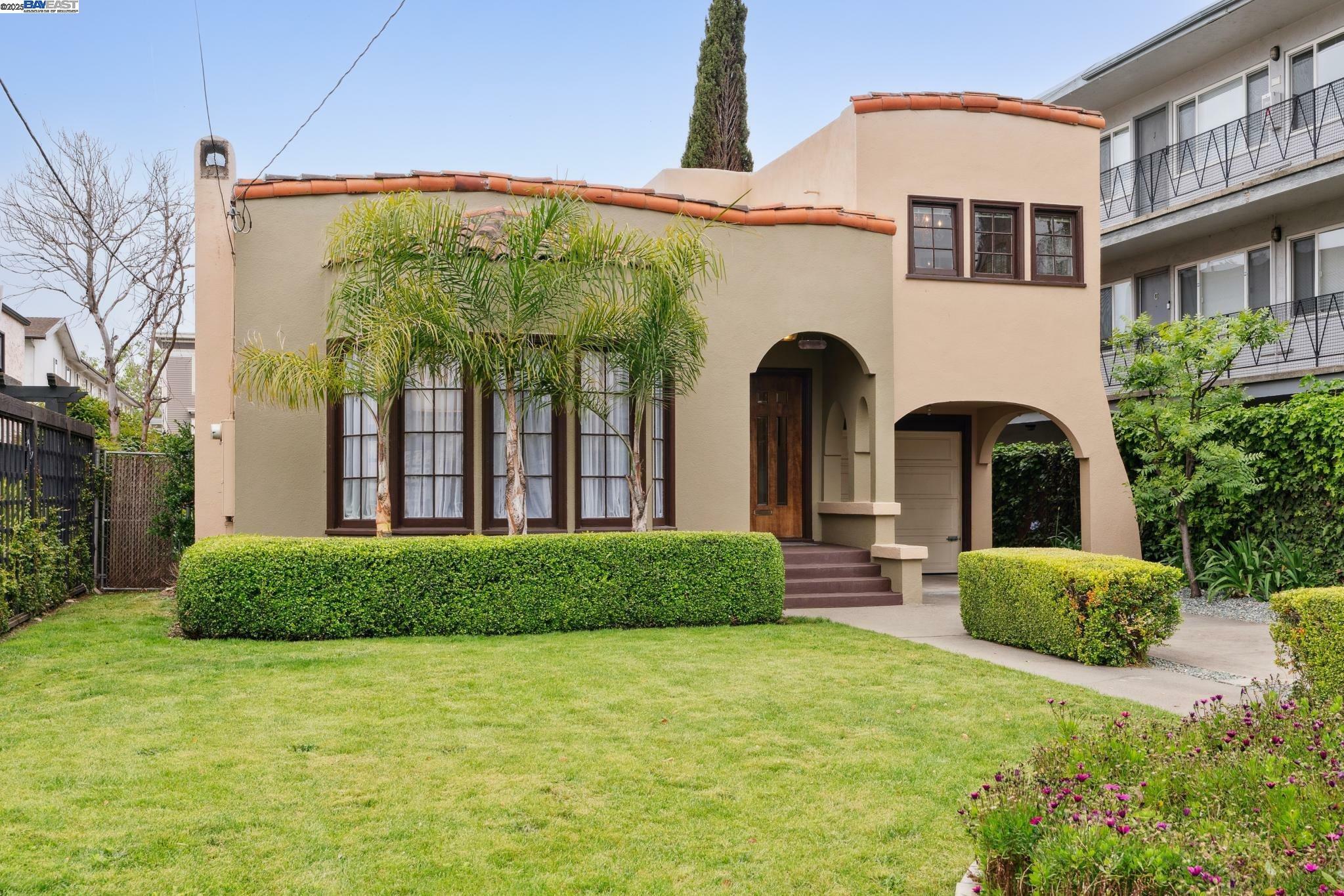 Property Photo: 1808 Santa Clara Ave CA 94501
