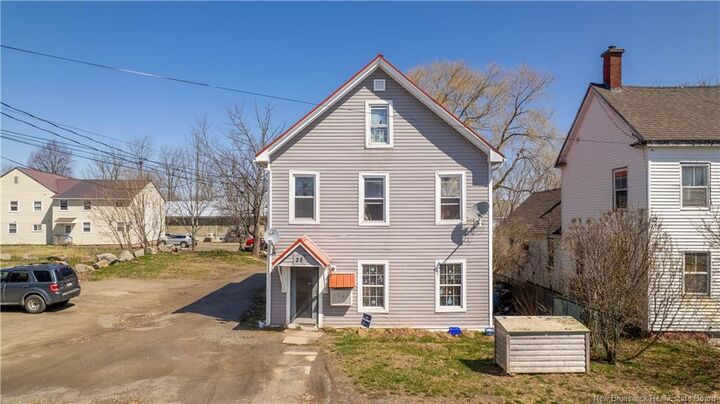 25 Pleasant Street — photo 1