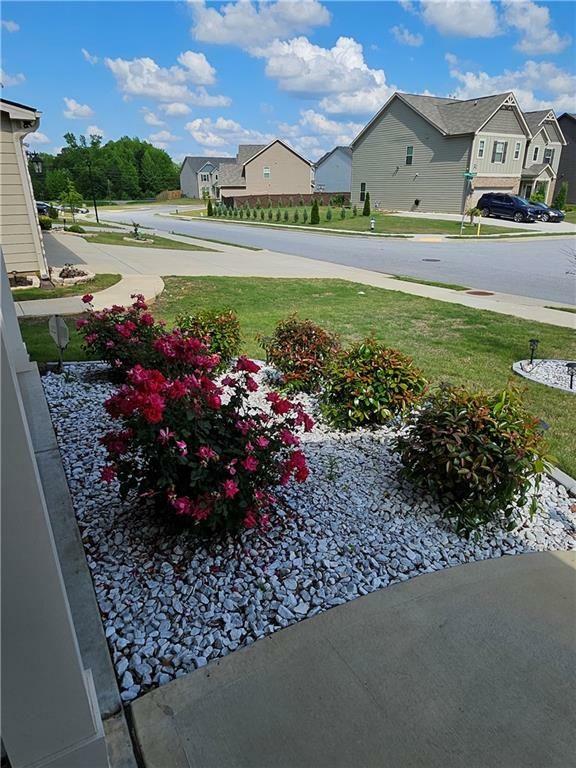 Property Photo: 221 Eleanora Way GA 30052