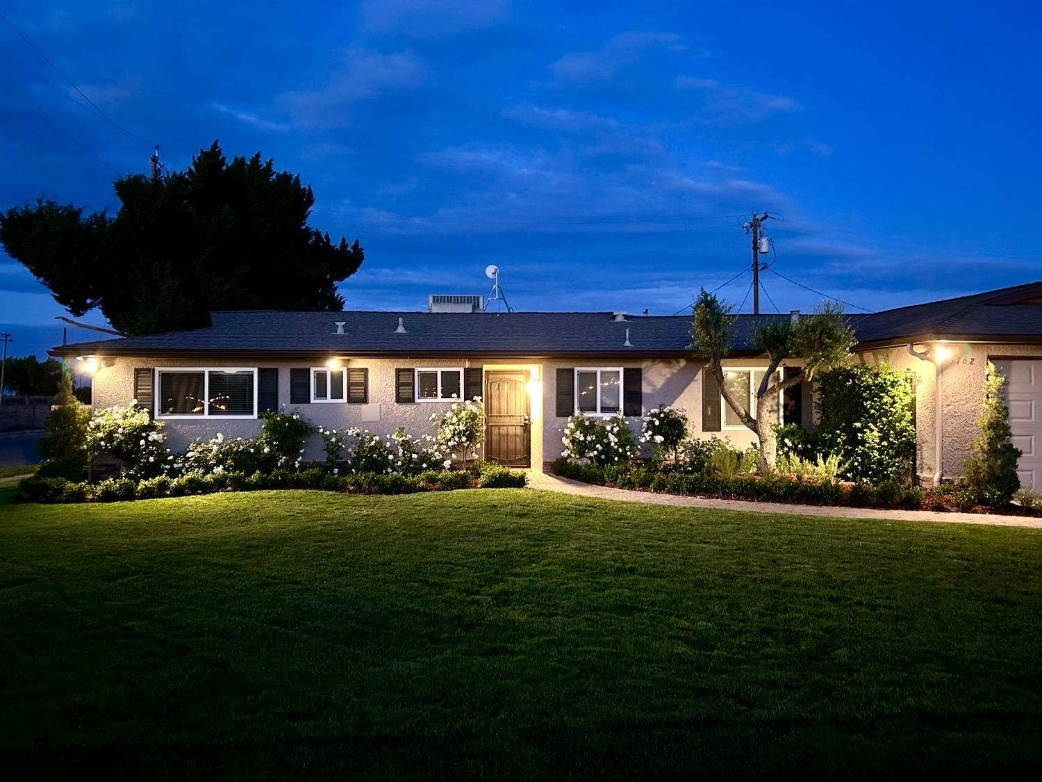 Property Photo: 5762 S Cherry Avenue CA 93706