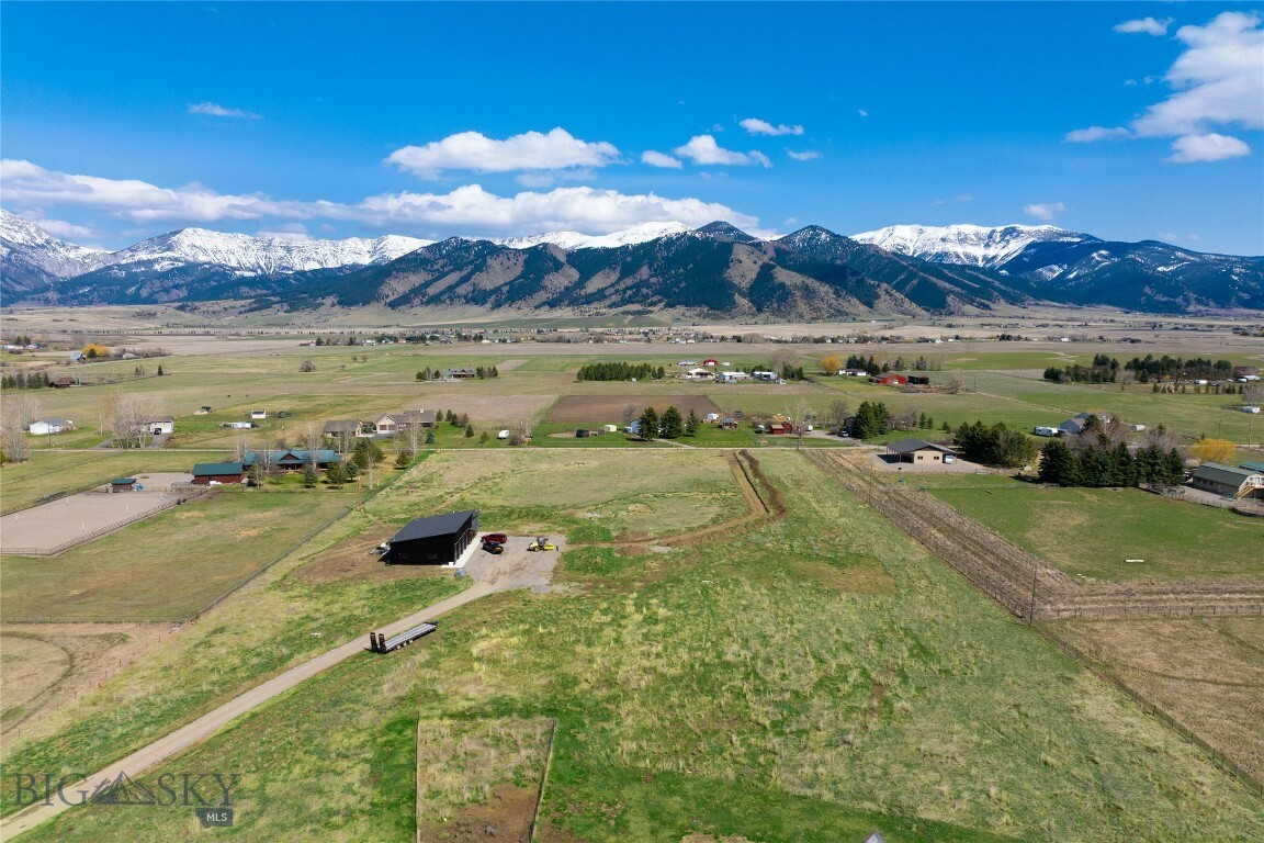 Property Photo: 7560 Springhill Road MT 59714