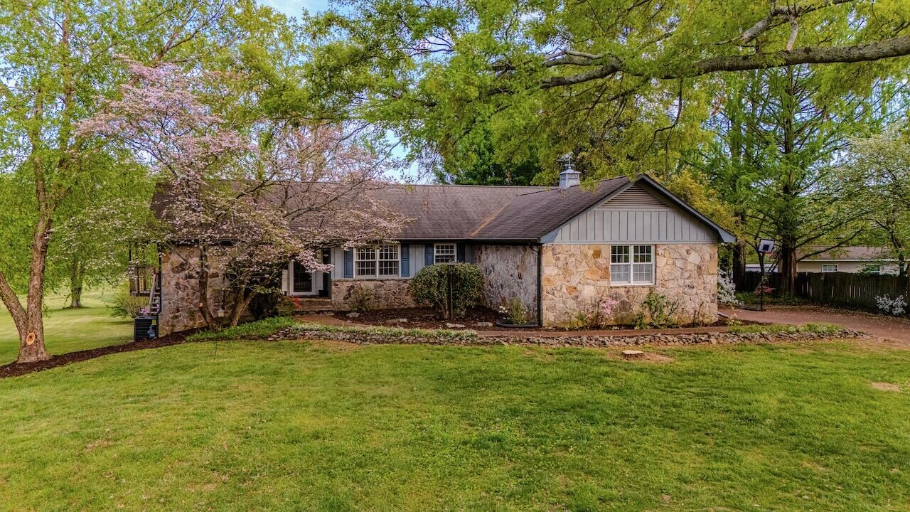 Property Photo: 2410 Inverness Drive NW TN 37312