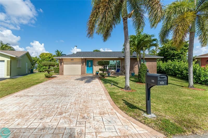 Property Photo: 7013 NW 95th Ter FL 33321
