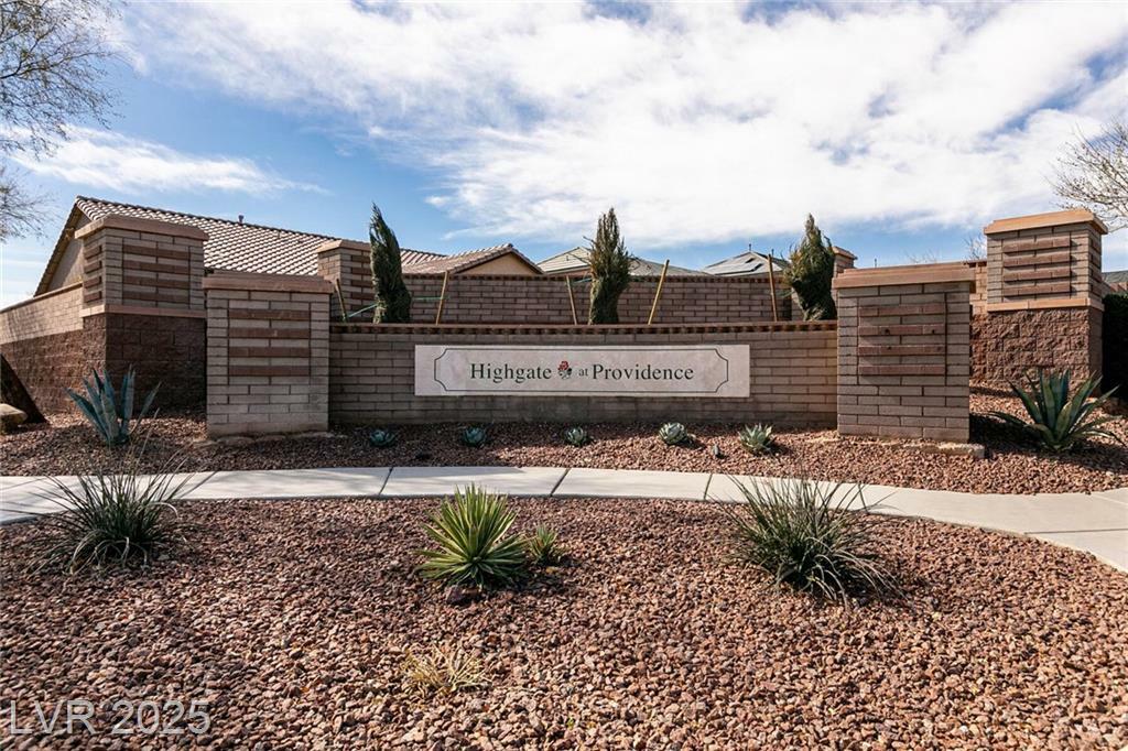 Property Photo: 10417 Artful Stone Avenue NV 89149