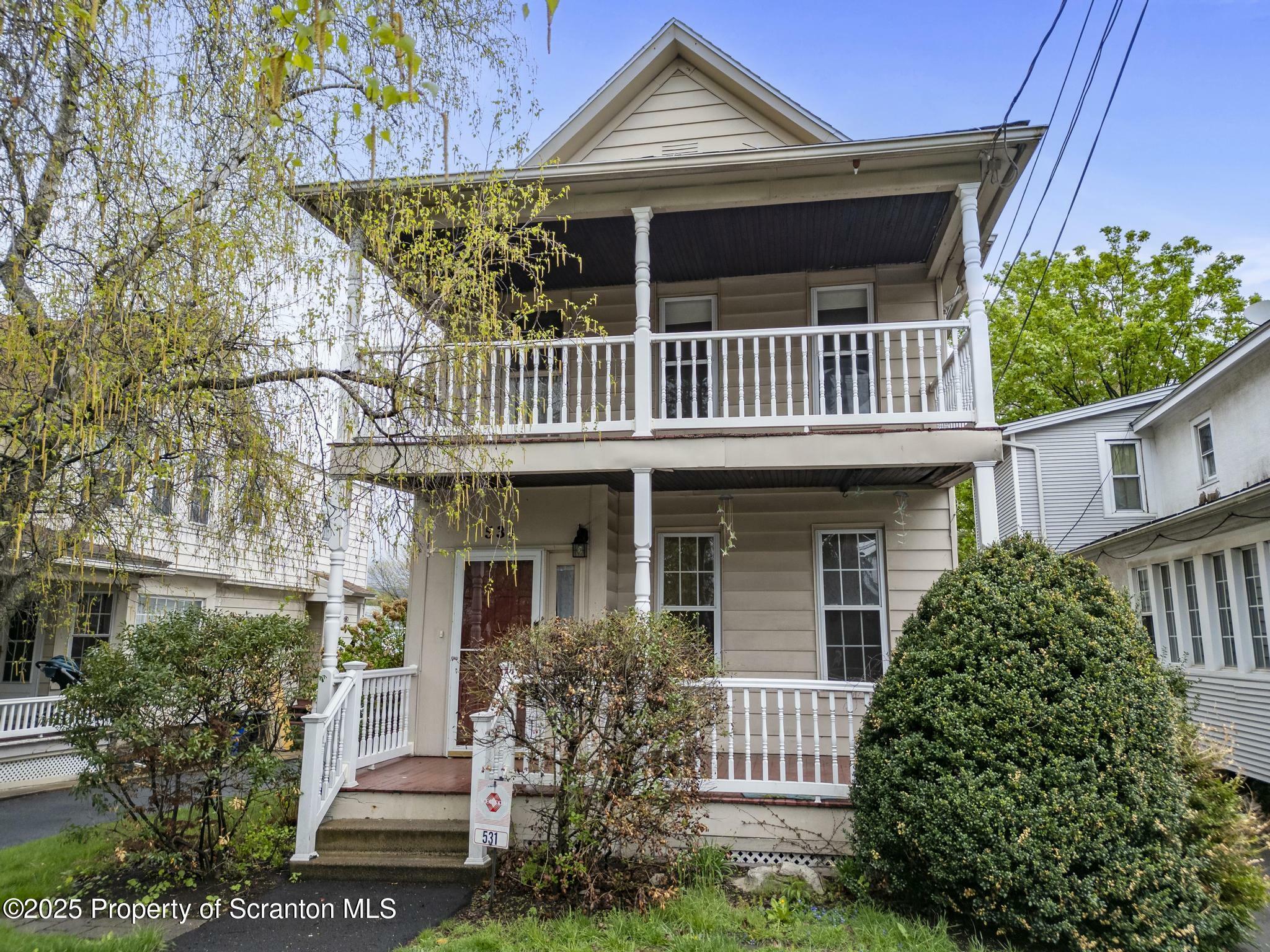 Property Photo: 531 E Market Street PA 18509
