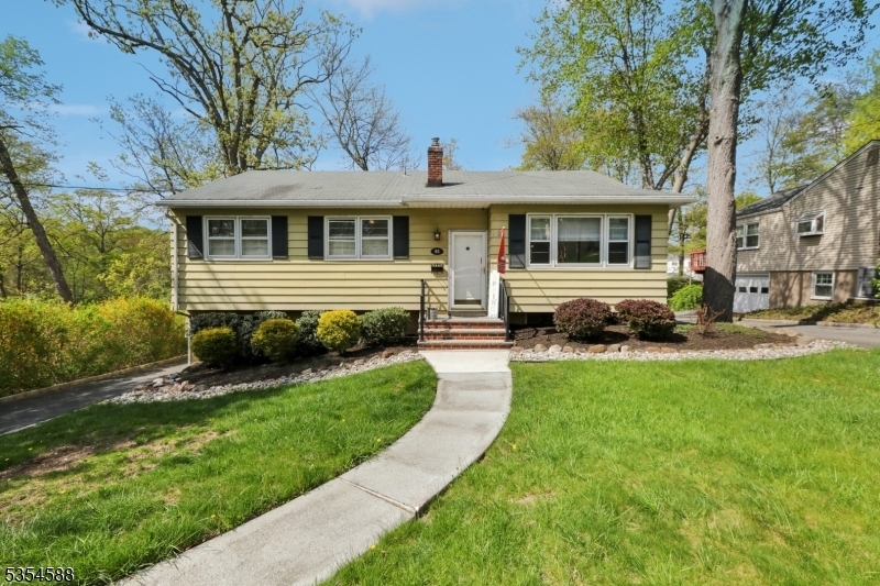 Property Photo: 93 Lessing Rd NJ 07052