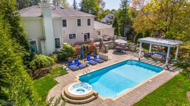 Property Photo: 11 Hubbardton Rd NJ 07470