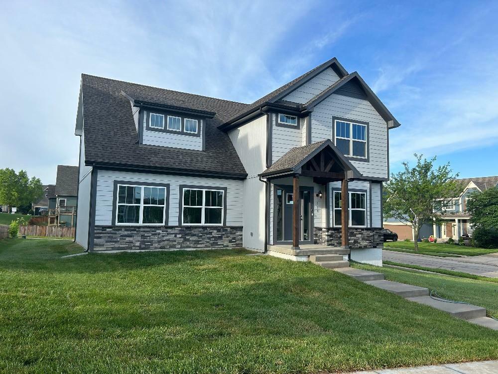 Property Photo: 333 S Adams Court MO 64083