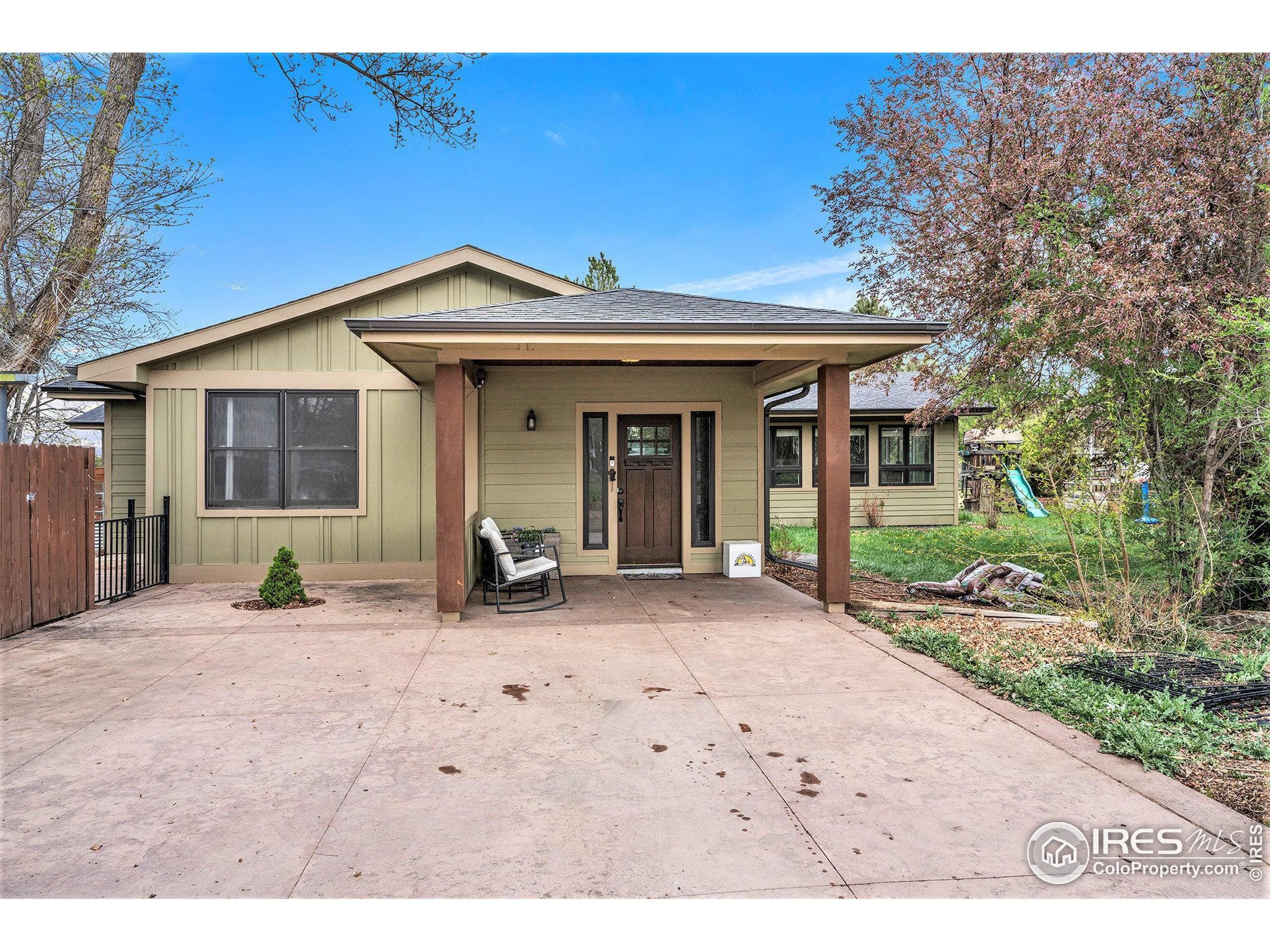 Property Photo: 3915 N County Road 19 CO 80524