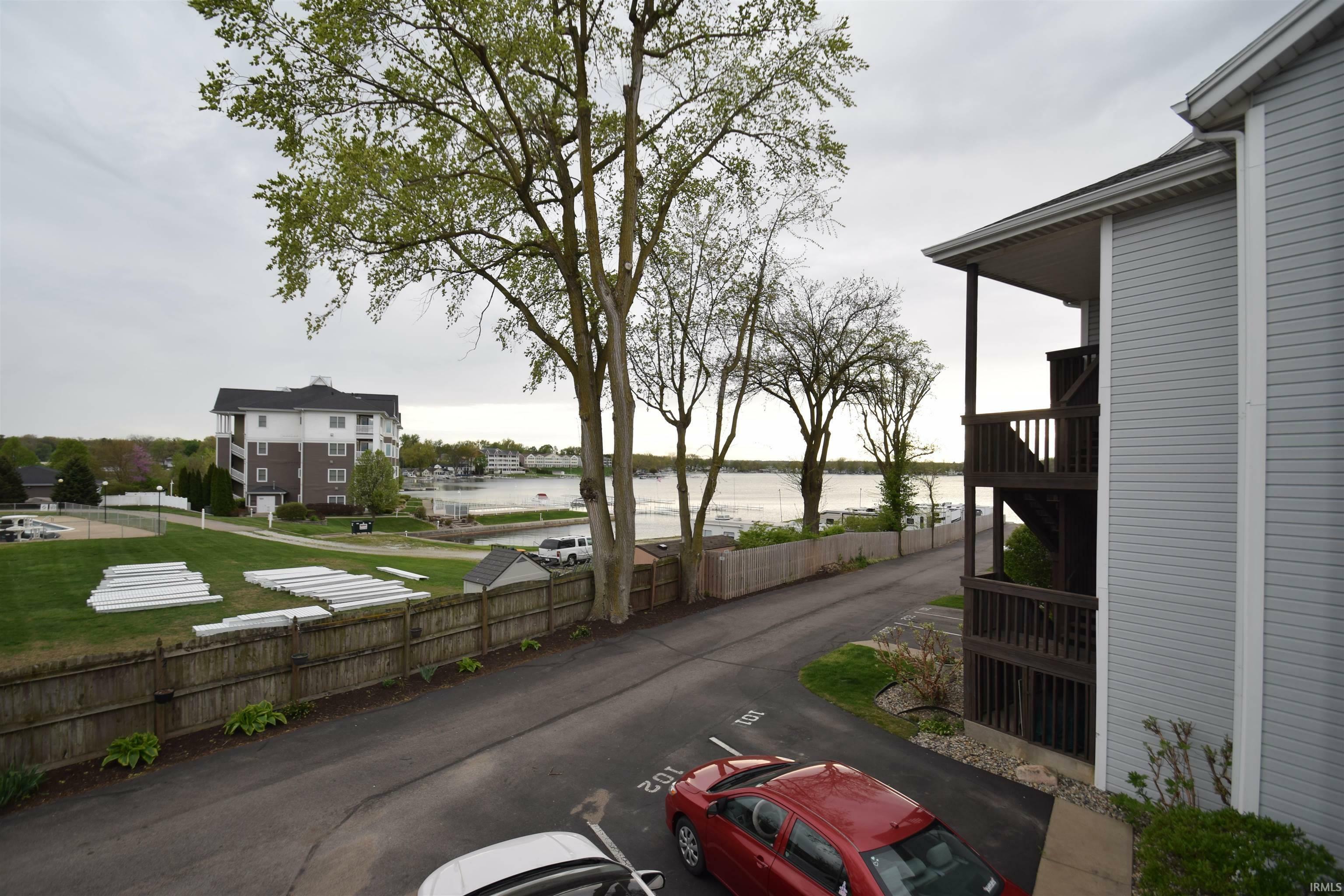 Property Photo: 10035 N Turkey Creek Rd Unit 102 IN 46567