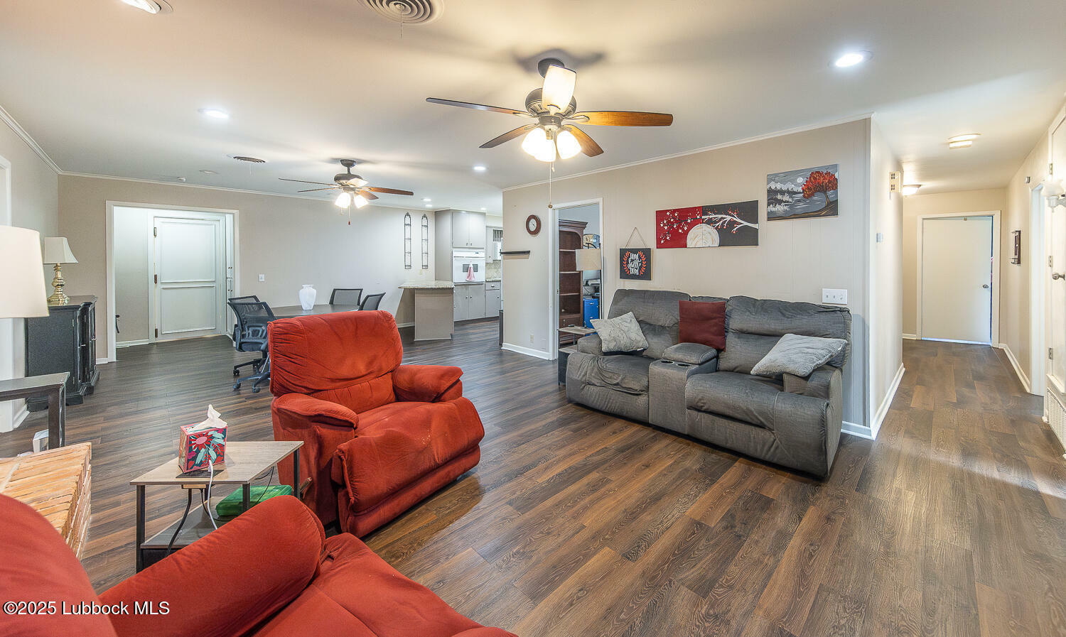 Property Photo: 3423 60th Street TX 79413