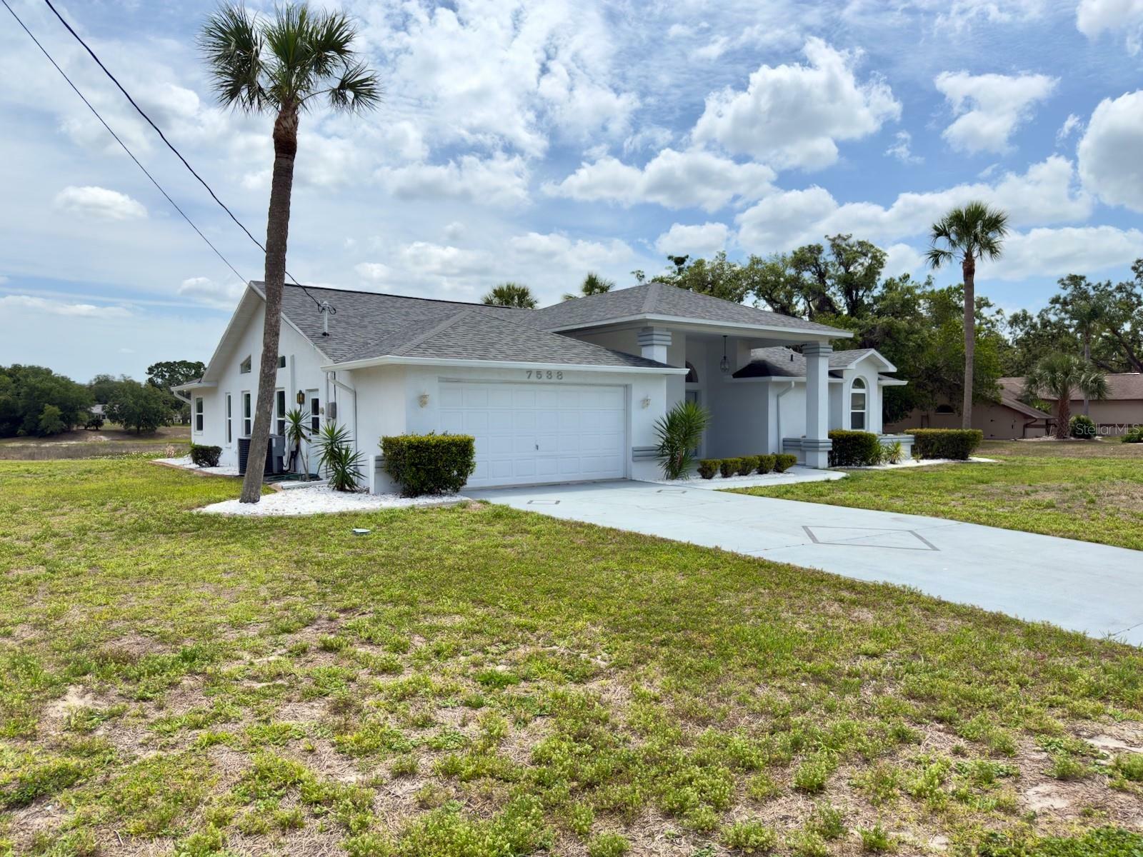 Property Photo: 7538 Landmark Drive FL 34606