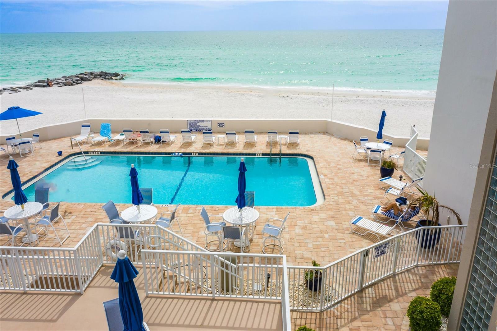 Property Photo: 1900 Benjamin Franklin Drive 3 FL 34236