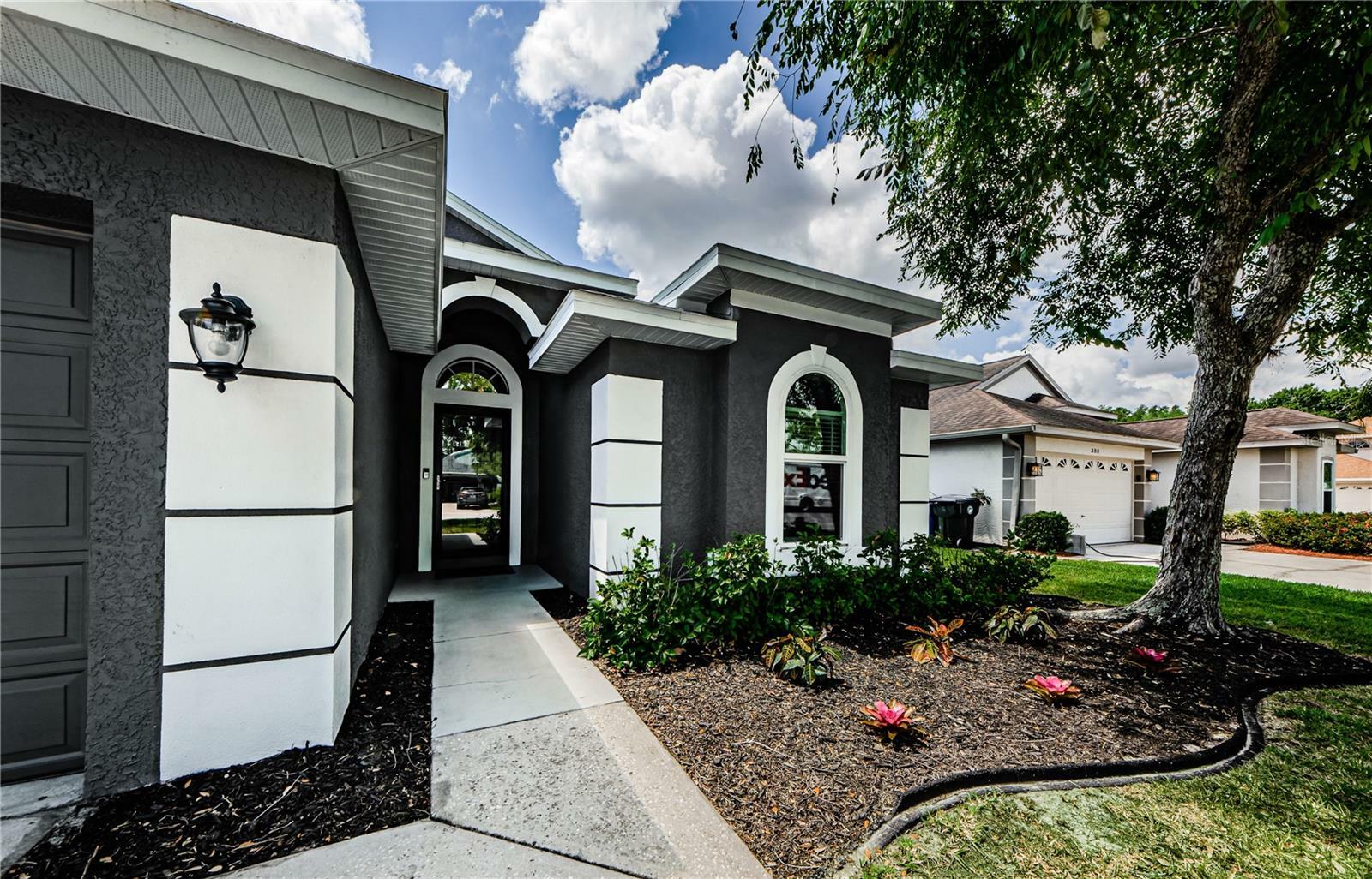 Property Photo: 382 Tavernier Circle FL 34677