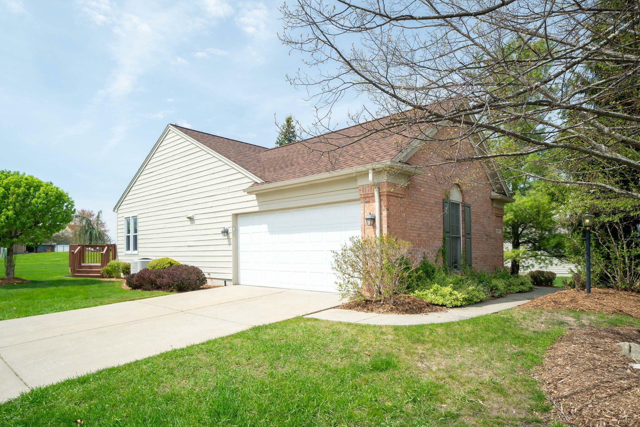 Property Photo: 6997 Crystal View Drive SE MI 49316