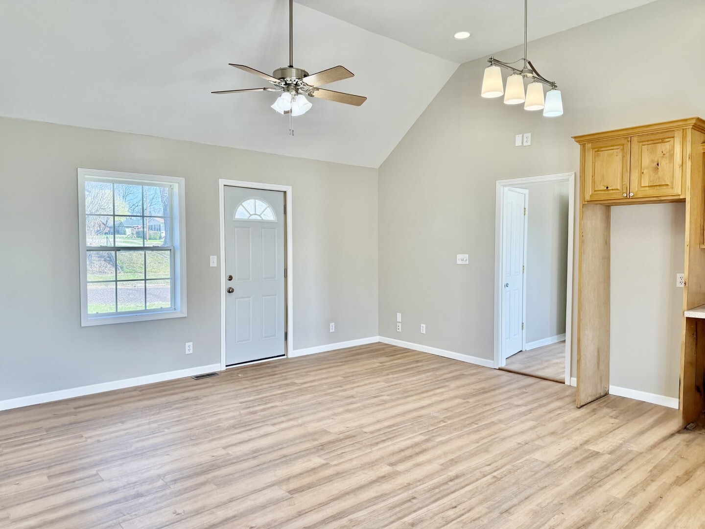 Property Photo: 561 Laharpe Street IL 61301