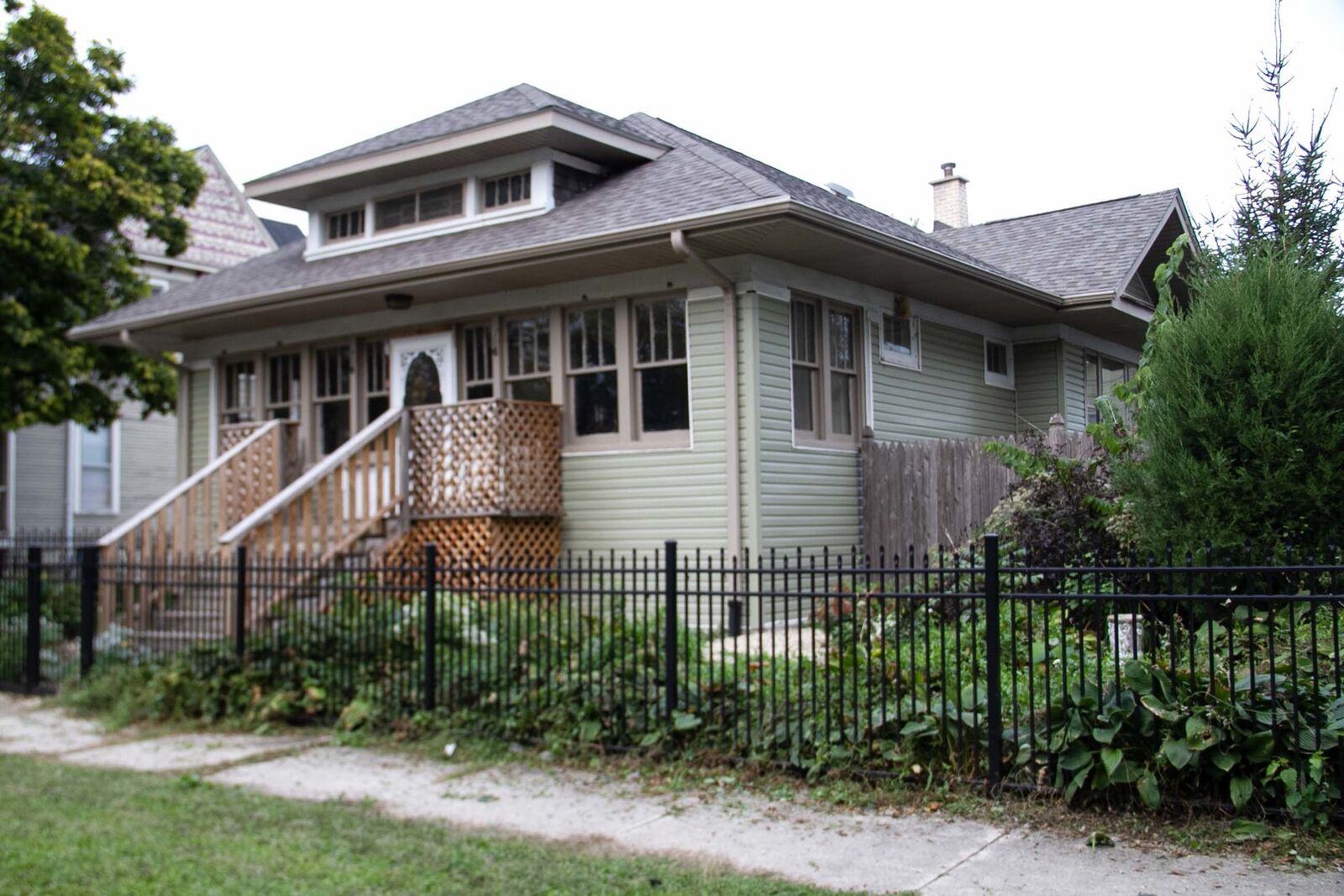 Property Photo: 510 N Raynor Avenue IL 60435