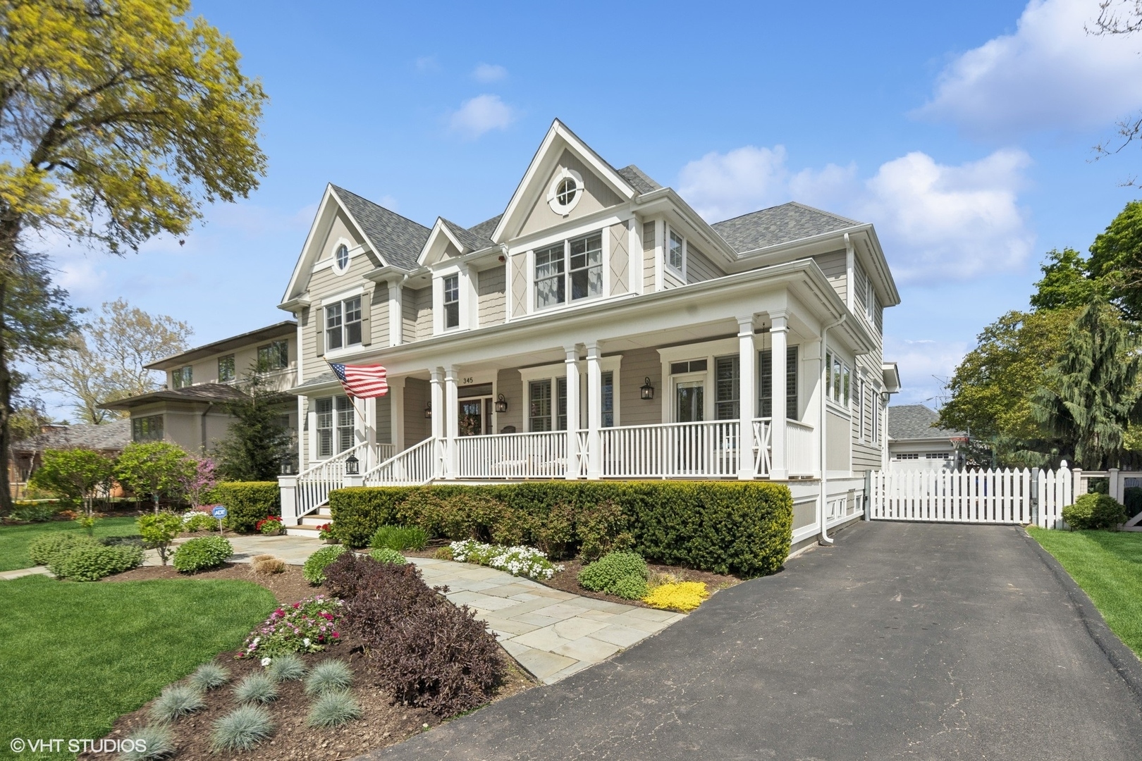 Property Photo: 345 Scott Avenue IL 60137