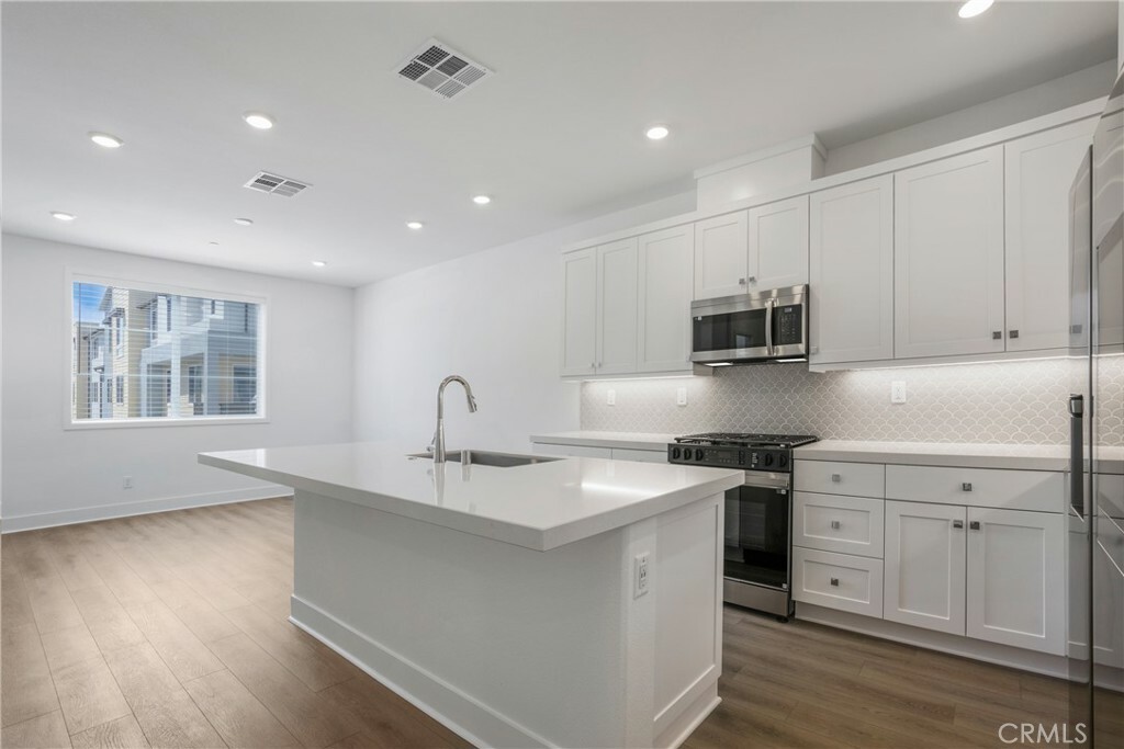 Property Photo: 3150 Cove Court CA 92694