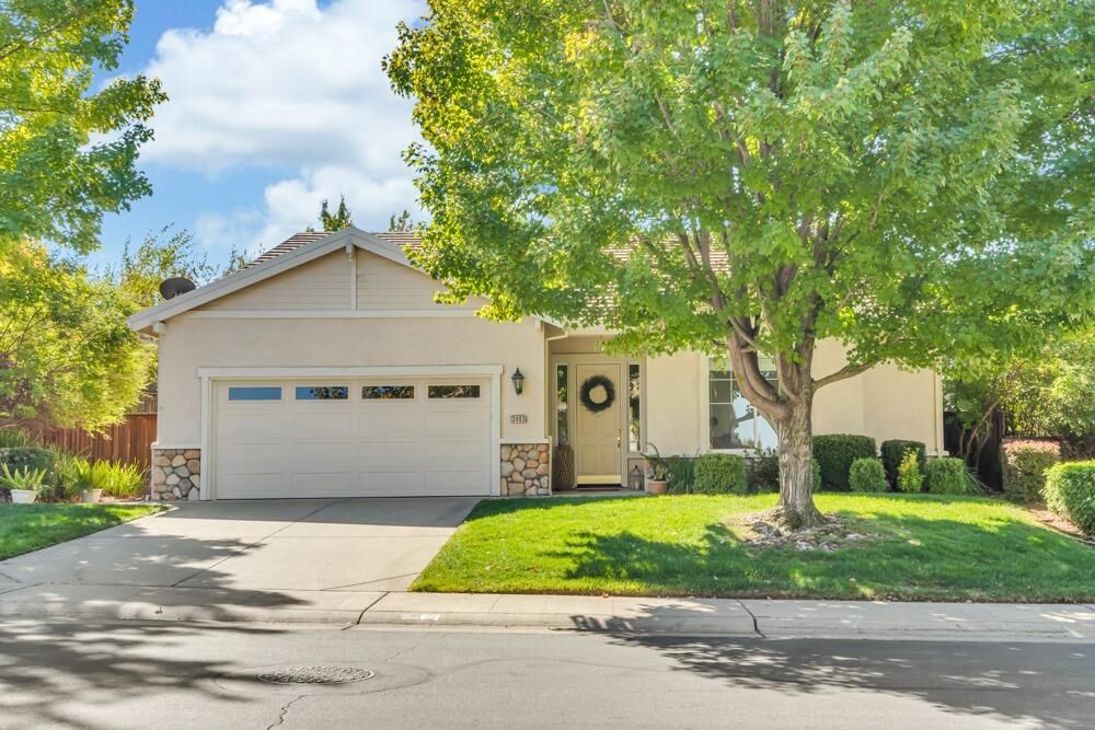 Property Photo: 3003 Crestwood Way CA 95765