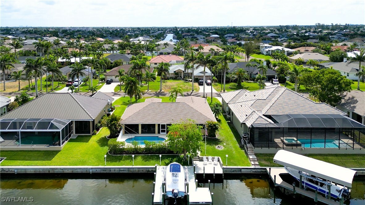 Property Photo: 4320 SW 26th Avenue FL 33914