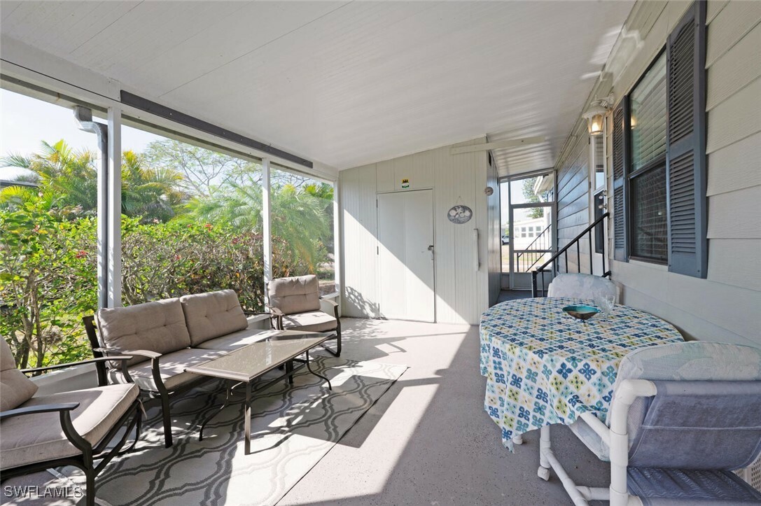 Property Photo: 623 Charlemagne Boulevard FL 34112