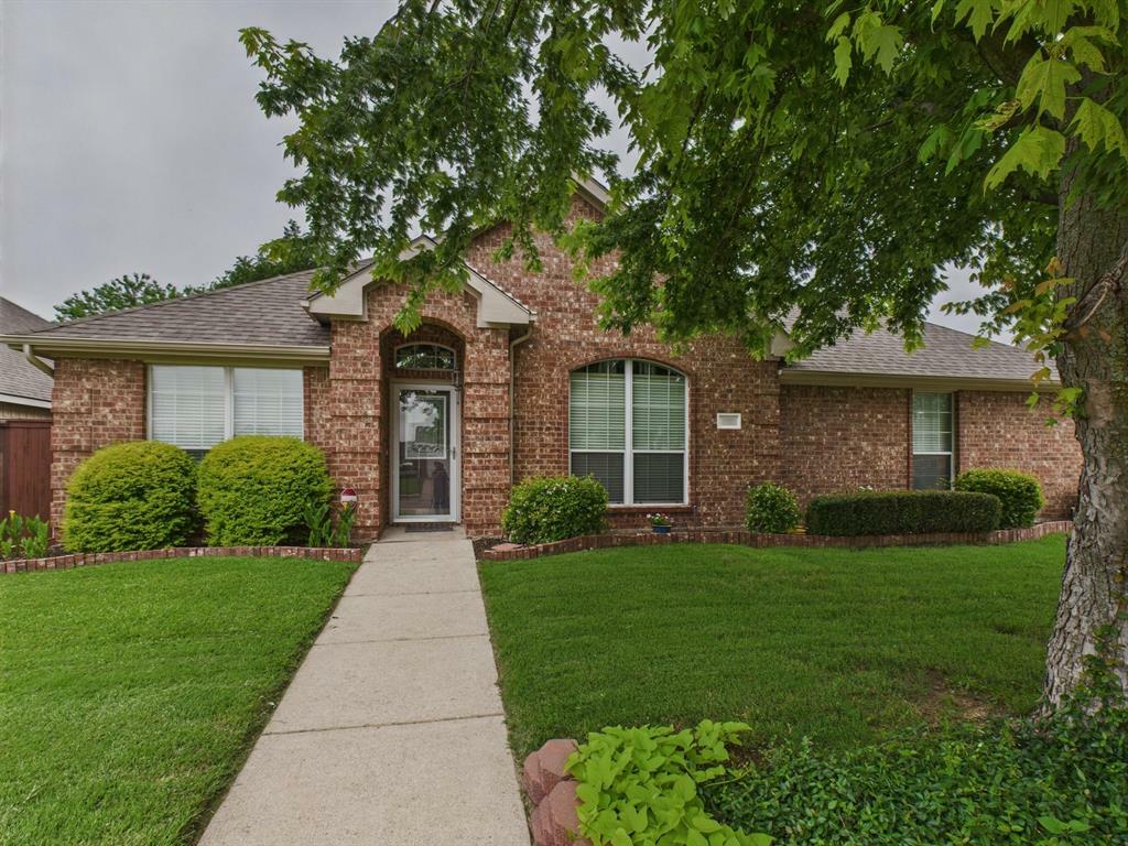 Photo de la propriété: 733 Willow Crest Drive TX 76065