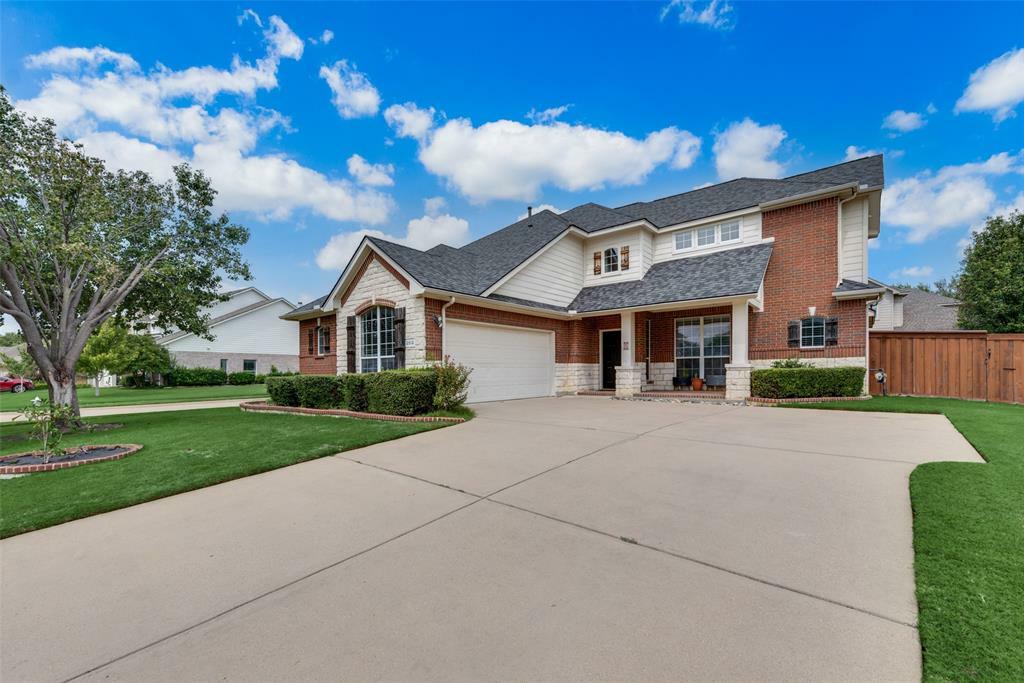 Property Photo: 2512 Goodnight Trail TX 76063