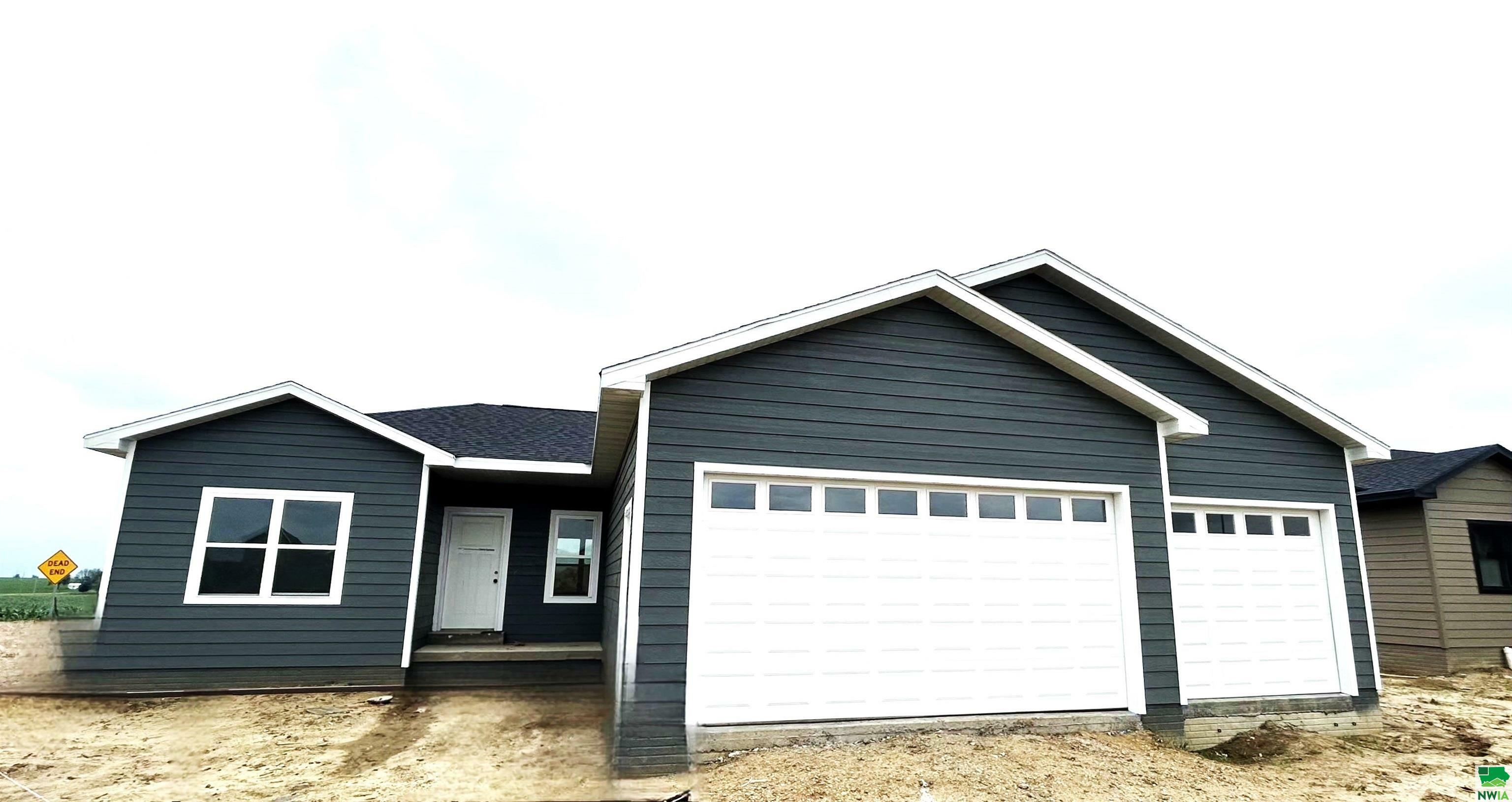 Property Photo:  710 17th St SE  IA 51041 