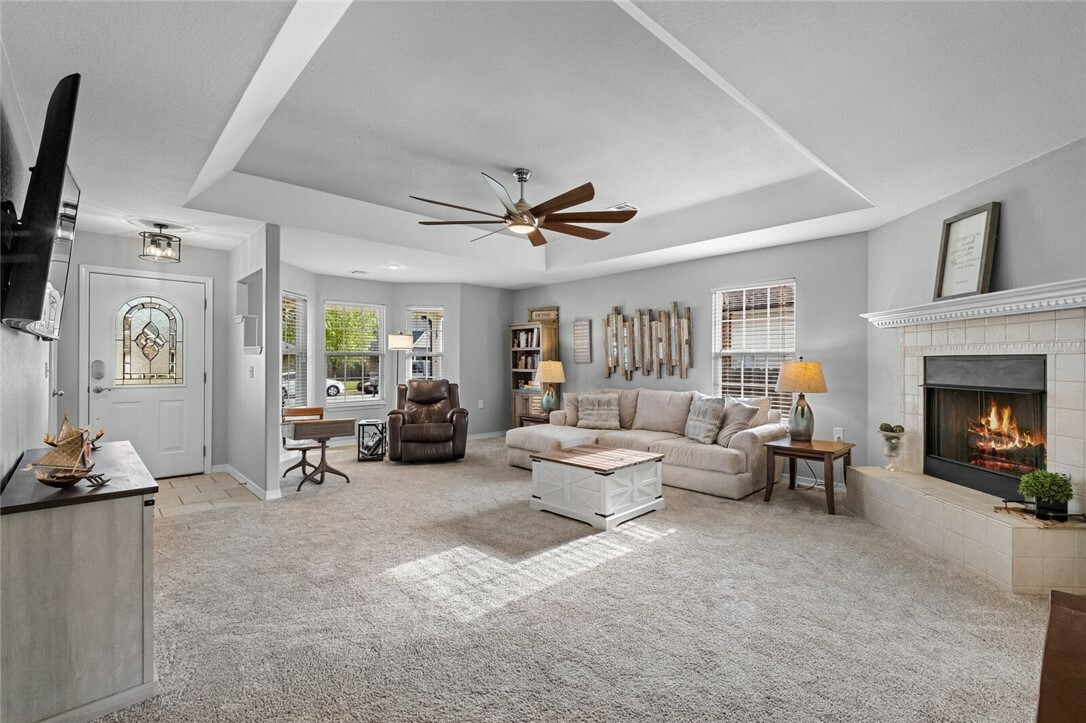 Property Photo:  1010 W Green Acres Place  AR 72758 
