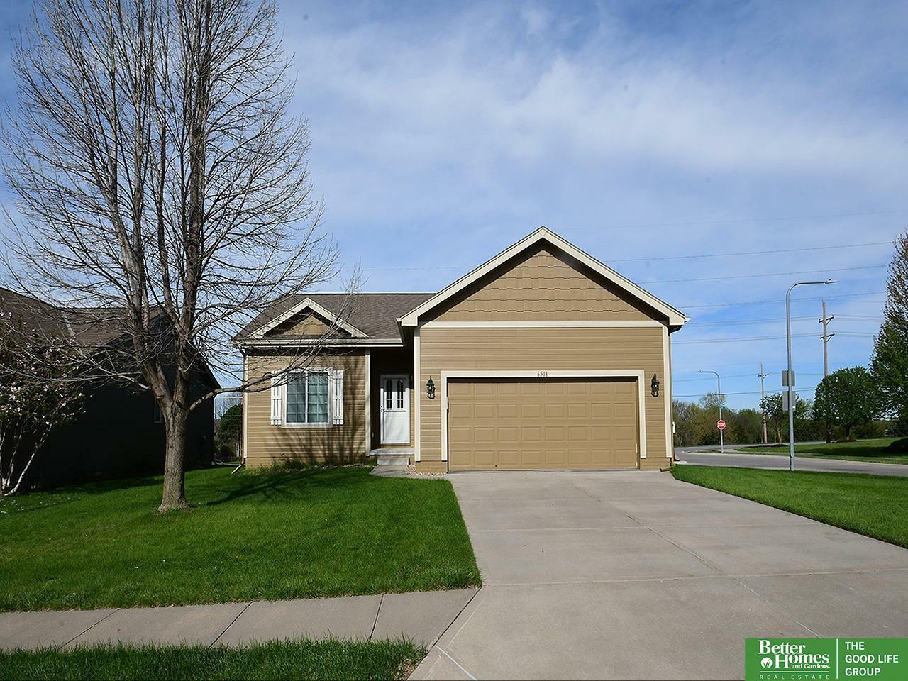 Property Photo: 6518 N 143 Street NE 68164