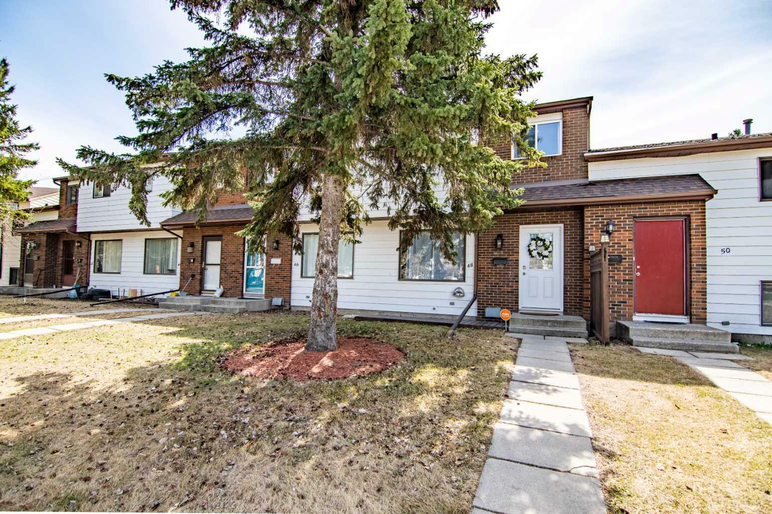48 McBlane Close  Red Deer AB T4R 1W6 photo