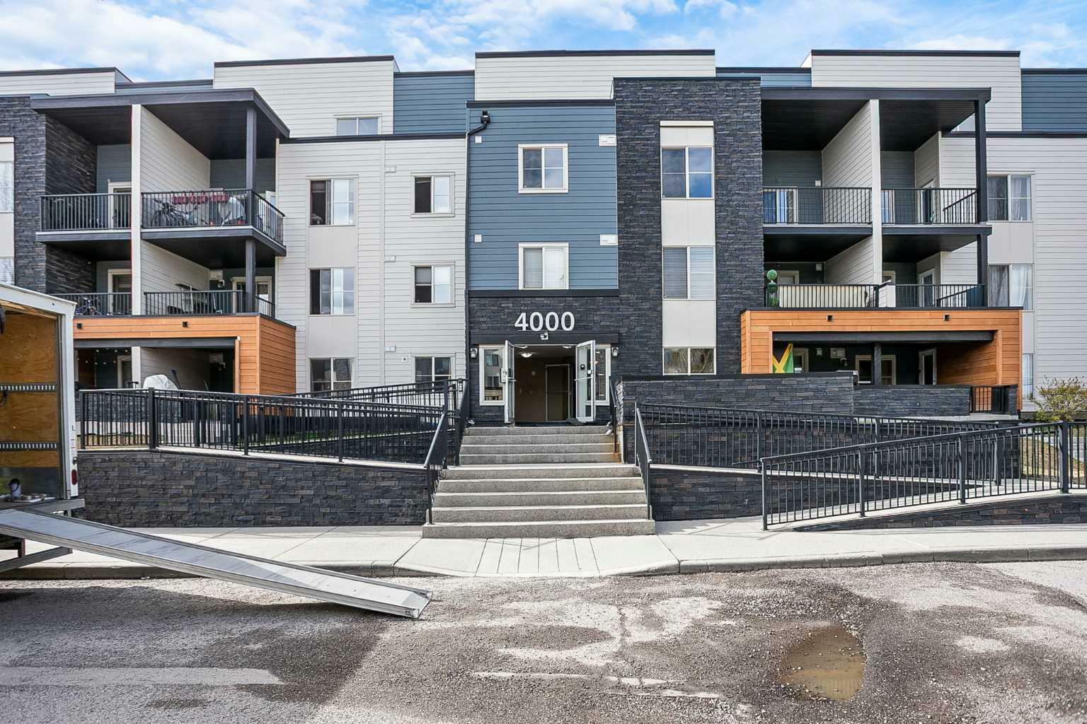 Property Photo:  1317 27 Street SE 4203  AB T2A 4Y5 
