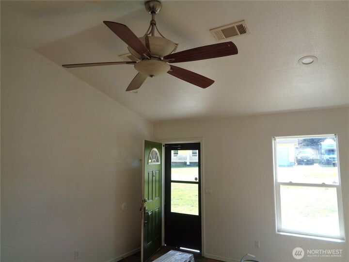 Property Photo: 5 Orchard Loop N WA 98855