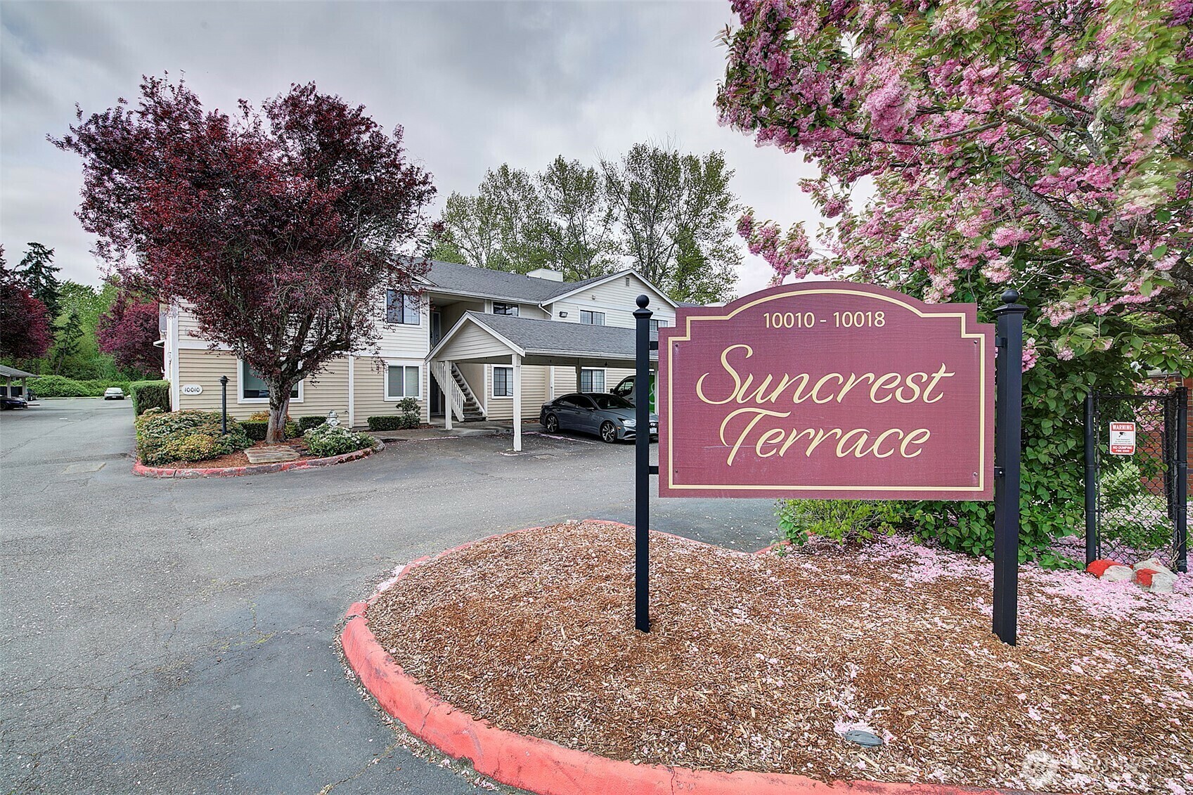 Property Photo: 10010 Golden Given Road E 4 WA 98445
