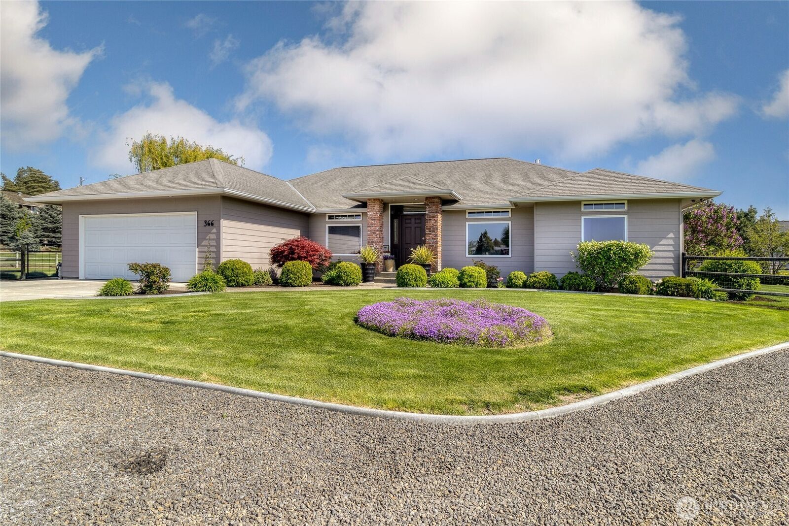 Property Photo:  366  Hill Road  WA 99362 