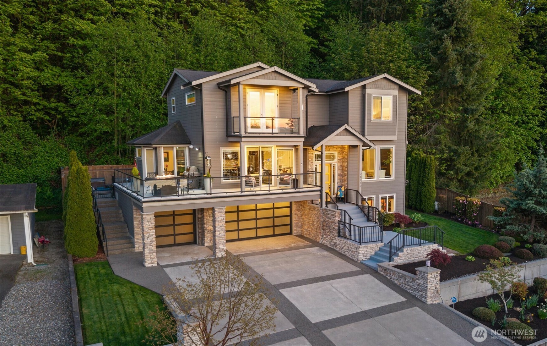 Property Photo: 28640 6th Place S WA 98198