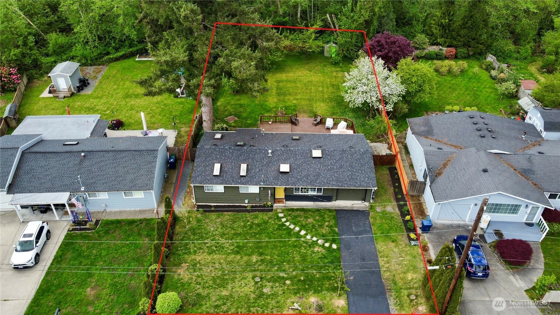 Property Photo: 21106 22nd Avenue W WA 98036