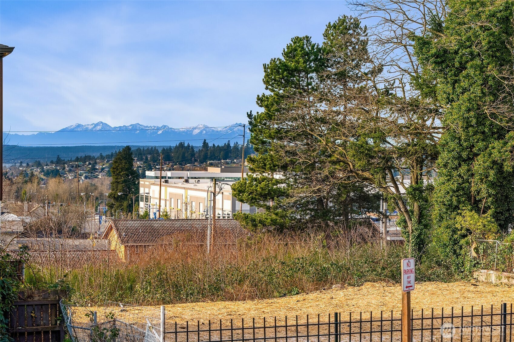Property Photo: 21615 29th Avenue S WA 98198